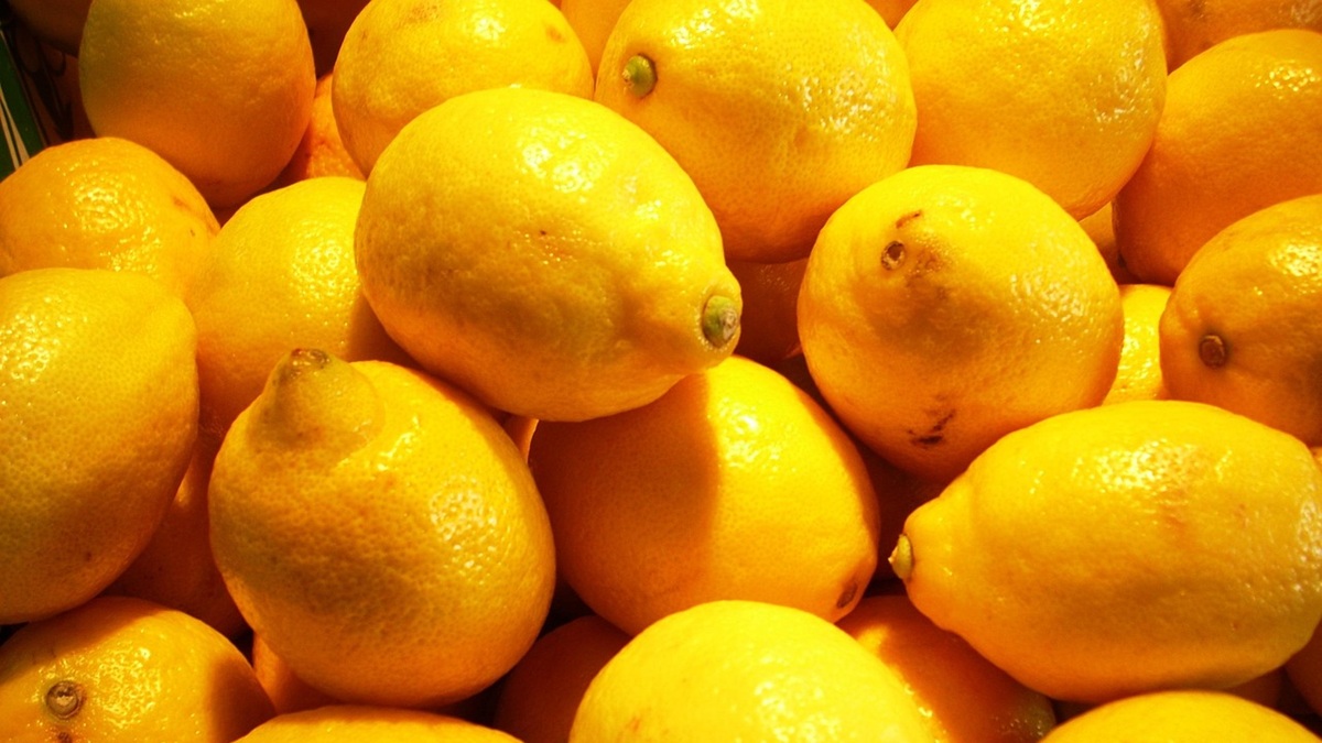 lemon-2147100_1280.jpg